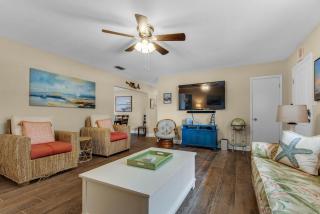 Bungalow By the Sea - Navarre - 4