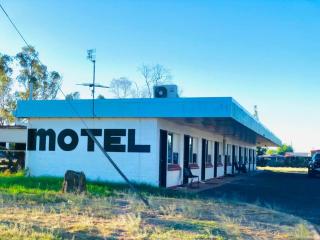 OXFORD HOTEL MOTEL - Cunnamulla - 2