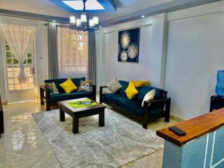 Arabel's Place 1 Bedroom California Plaza Nanyuki - 1
