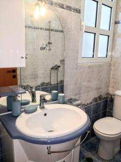 Comfy & Lightful Apartment close to Athens Center - 3