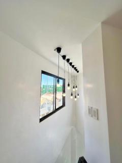 NEW Modern home near Airport, Beach and Fast Wi-Fi - Sudtungan - 4