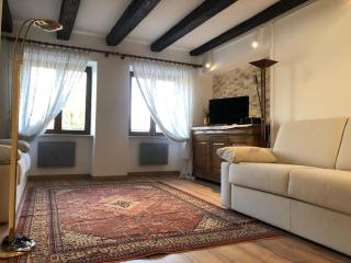 Quai des Pêcheurs - Vue Cathedrale - 2