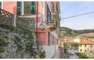 2 Bedroom Lovely Apartment In Le Grazie - Le Grazie - 3