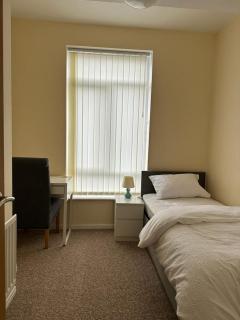 Rooms 7 minutes from Etihad - Manchester - 9