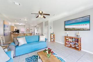 Beach House 5min walk to beach, pool, close to shops and activities - Destin - 6