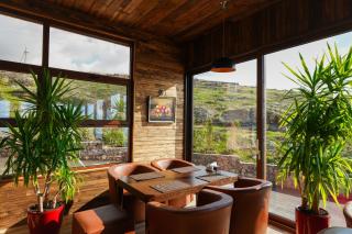 Amberd Hotel - Byurakan - 2