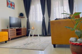 Cozy Living by Miranda, Acacia Unlimited WIFI Netflix Free Parking - 7