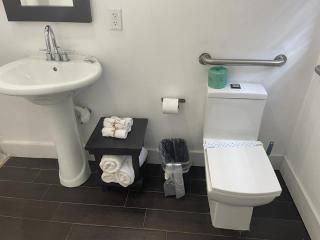 Vive Zen Master Suite for 4 Guests - Miami - 5