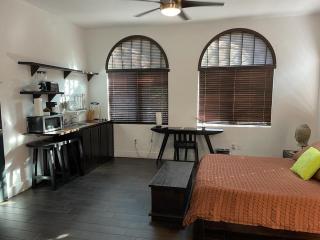 Vive Zen Master Suite for 4 Guests - Miami - 3