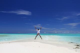 Beach Heaven Maldives - Golden Turtle Guest House - Huraa - 0