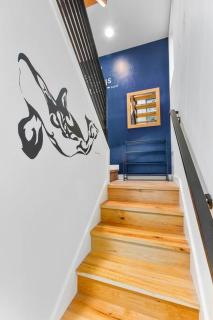 Modern Sustainable Design in Ballard - 92 Wlkscore - 7