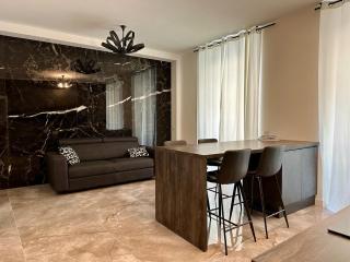 Magic Place Bergamo - Classy Apartment - City Center - 0