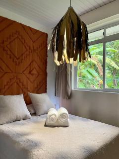 Lagoon & Garden House w/ kayaks - Papara - 3