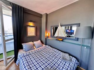 Super Apartament GREY Centrum 2x Metro Fast WiFi 300 Mbs Netflix AppleTV SmartTV Spotify Panorama Miasta - 1