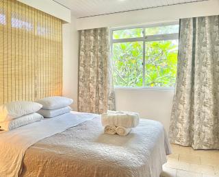 Lagoon & Garden House w/ kayaks - Papara - 1