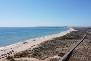 Charming Beachside Apartment- The Perfect Getaway! - Albufeira - 3