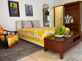 Lagoon & Garden House w/ kayaks - 4