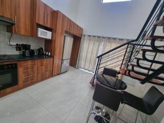 Luxury Secured Apartment - 3