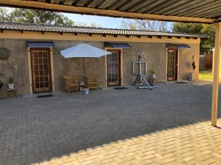 Pozi Guest House - Sasolburg - 9