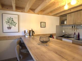 Gîte chaleureux avec terrasse, pêche, randonnées et équipements modernes au cœur du Haut Forez - FR-1-496-285 - Les Salles - 4