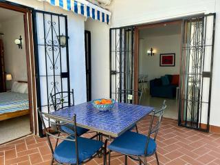 Casa con terraza y hermoso jardín comunal - Nerja - 4