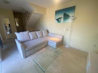 Apartment With Jacuzzi and pool access - 4
