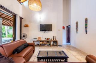 Surya Villa Manggis - Manggis - 8
