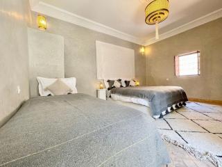 Riad Jolie - 6