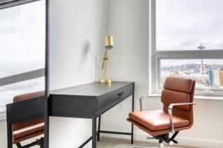 Belltown 1br w gym wd lounge nr Space Needle SEA-520 - 1