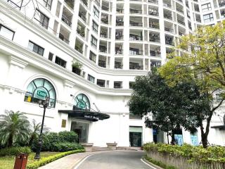 Vinhomes Royal City 2 Bedroom! - 4