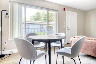 Campbell 2BR w Pool Gym Spa nr WF TJ SFO-997 - 6