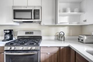 Campbell 2BR w Pool Gym Spa nr WF TJ SFO-997 - 4