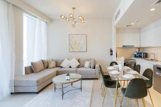 Elegant 2 Bedroom Luxury Living in Harbour Gate - Allsopp&Allsopp - Dubai - 0