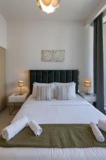 Elegant 2 Bedroom Luxury Living in Harbour Gate - Allsopp&Allsopp - Dubai - 3