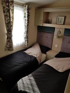 6 BERTH DELUXE CARAVAN PALM GROVE 42 - Chapel Saint Leonards - 3