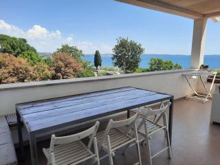 Verde Blu Lakefront Boutique Holiday Apartments Trevignano Romano - Trevignano Romano - 7