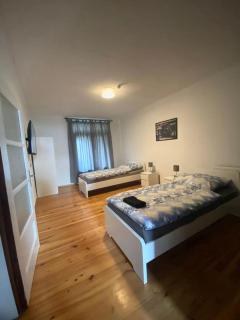 Monteurzimmer Pavan IK1 , Apartment for Workers Saarlouis Saarbrücken Überherrn - KEINE Ferienwohnung - 3