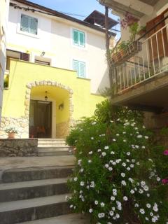 Apartment and Rooms Milena - Mošćenička Draga - 2