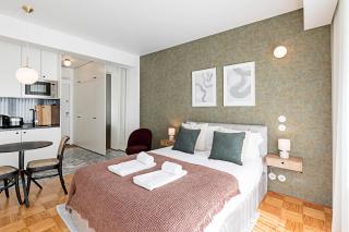 Ceuta Studio Apartments by LovelyStay - Oporto - 5