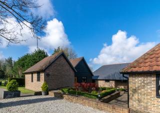 2 Hilltop Cottages - Stansted - 1