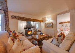 Old Cobblers Cottage at Kings Head House - Sissinghurst - 1