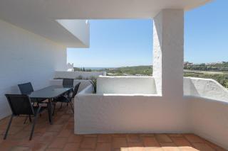 Bahia Casares 4 - 9