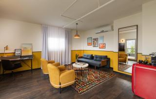 PLAY Seaport Suite Hotel TLV - 7