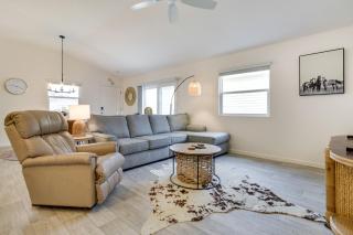 The Villages Home with Golf Cart and Community Pools! - The Villages - 3