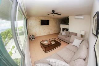 Apartamento en Zona Hotelera frente a la Playa Quintana Roo, México - Cancún - 2