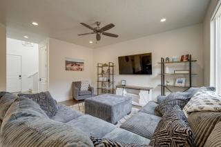 Sleek and Modern Home Rental Near Red Cliffs! - Washington - 7
