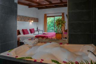 Coffee Lodge Cristal Glamping & Spa - Mindo - 5