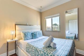 Spacious Miami Retreat with Grill, Pool and Dock! - Miami - 2