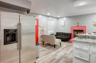 Sunny Willis Escape with Deck and Lake Access! - 3