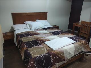 Hostal CAPAC - 1